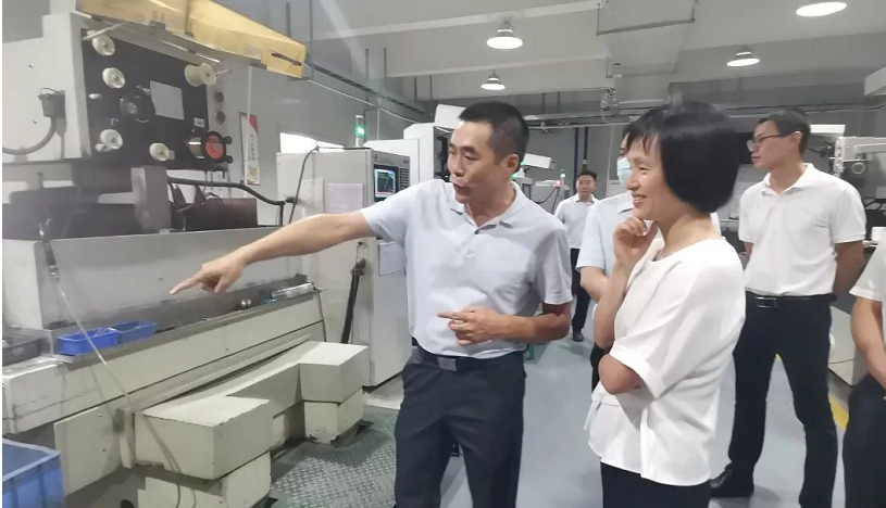 順德區(qū)委常委、北滘鎮(zhèn)黨委書記唐磊晶一行蒞臨凱碩指導(dǎo)